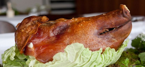 Roasted porkhead