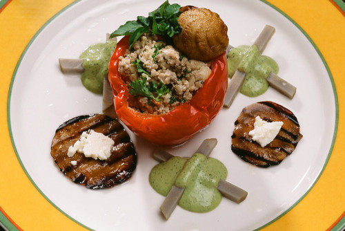 Gevulde paprika’s in tomatensaus