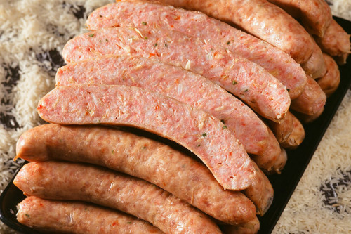 Zwitsers vlees-rijst-barbecue worstjes