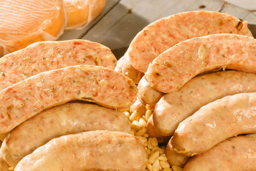 Kaas en vlees Barbecueworstjes met Chaumes