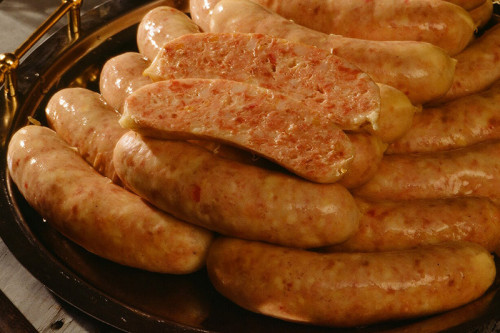 Kaas en vlees Barbecueworstjes met Chamois  d’ or en krab