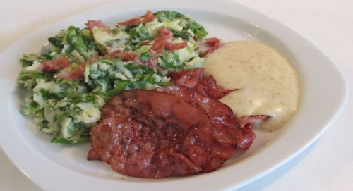 Pot deur mekare met nägelholt.
