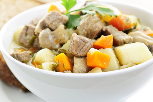 Kalfsragout met wortelen en mosterd