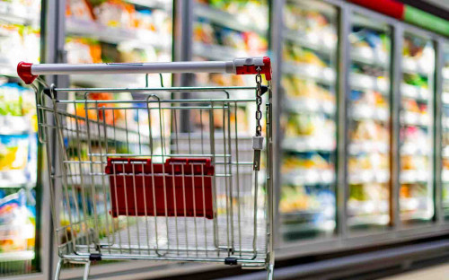 Brussel verplicht supermarkten tot voedseldo­natie