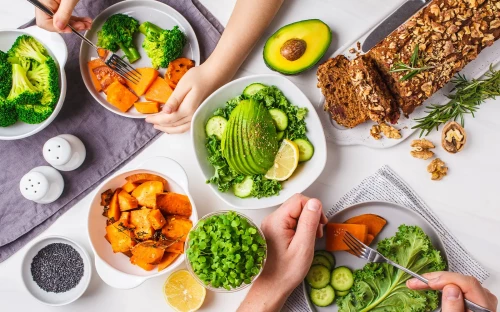 Tweederde Nederlan­ders wil minder dierlijk eten