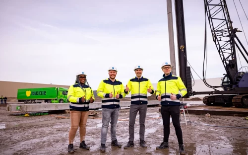 Bakker Barendrecht bouwt hypermo­dern verscen­trum