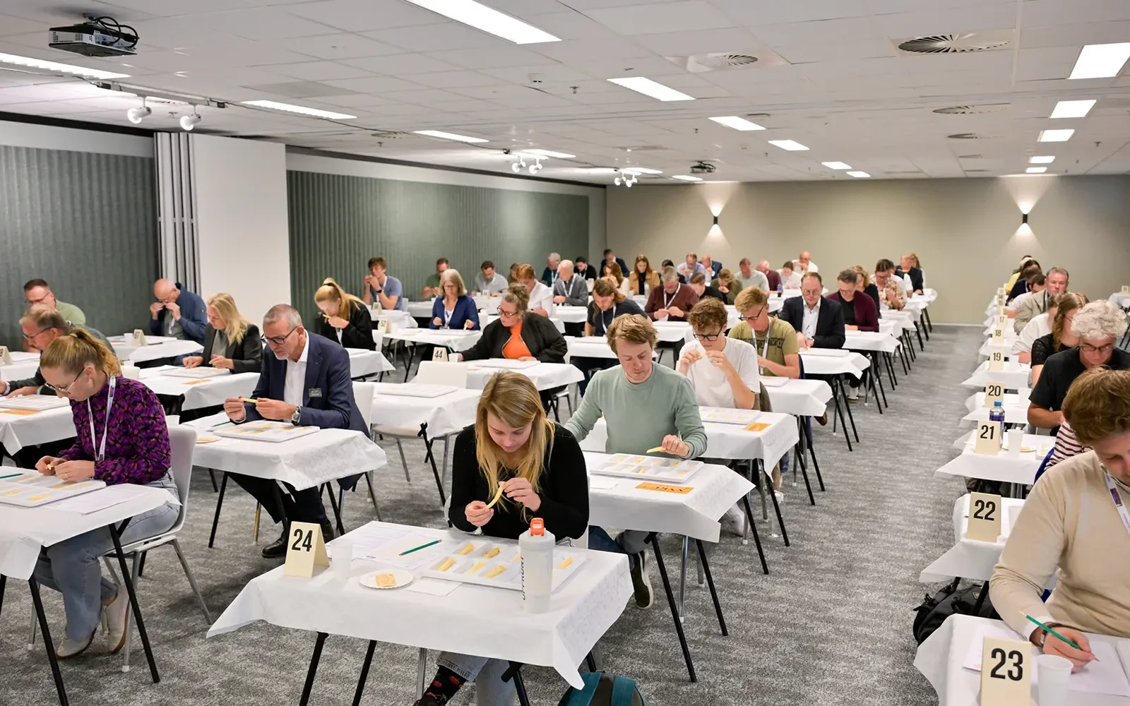Kaasprofessionals strijden om Gouden Kaasboor